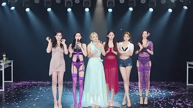 美女XMH188在线直播