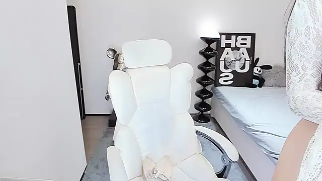 美女bdbdzs在线直播