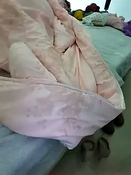 美女mimi520在线直播