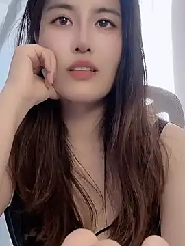 美女kk-10在线直播
