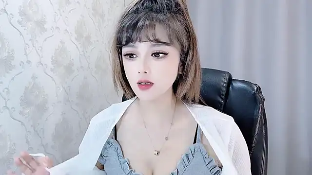 美女VIWVI在线直播