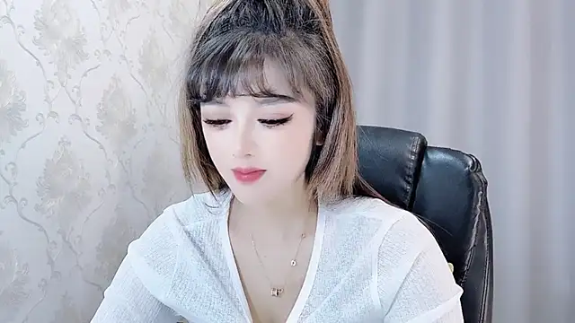 美女VIWVI在线直播