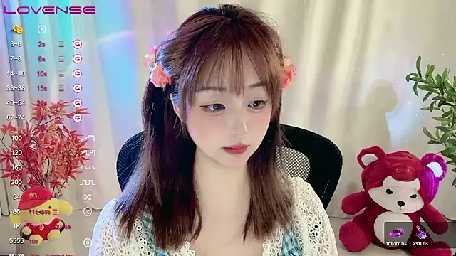 美女Echo-21在线直播