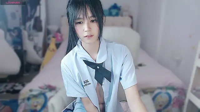 美女kitten_229在线直播