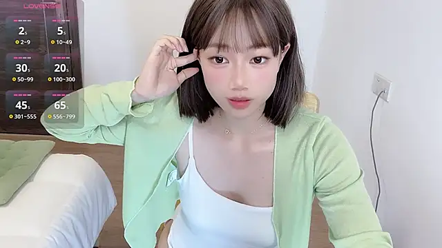 美女Morpho_menelaus_在线直播