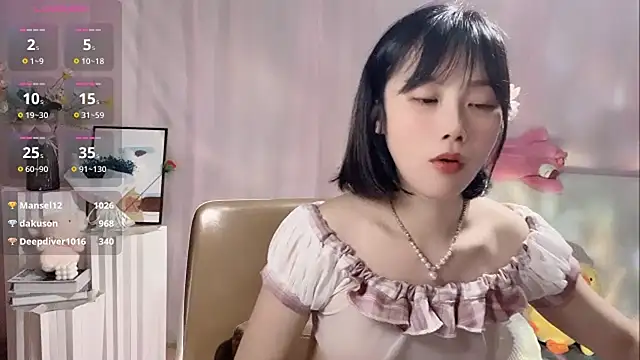 美女LaoSHI-999在线直播