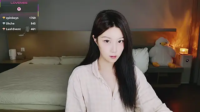 美女Lucky-baby在线直播