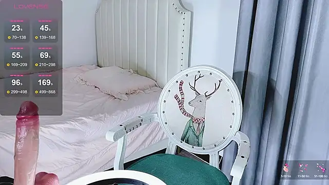 美女Yovleia_86在线直播