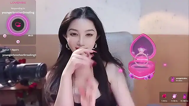 美女vyizh-在线直播