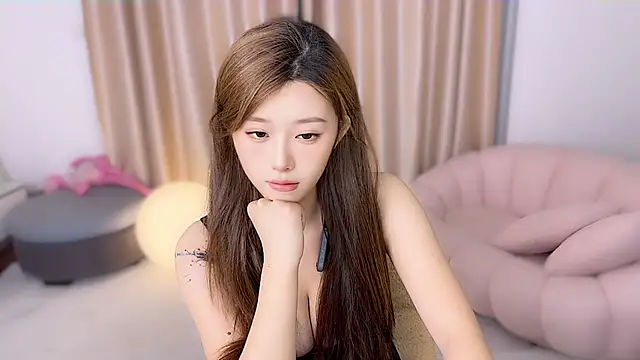 美女yiyi5588在线直播