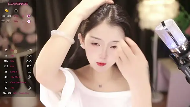 美女nannan521131在线直播