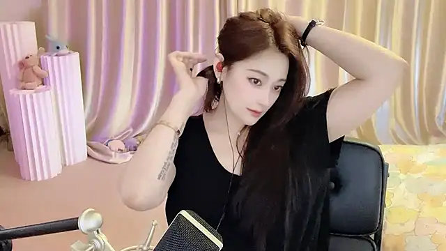 美女Daisy-77在线直播