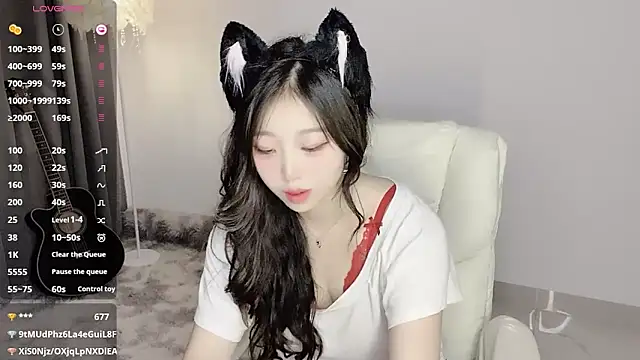 美女yukiyyuu44在线直播