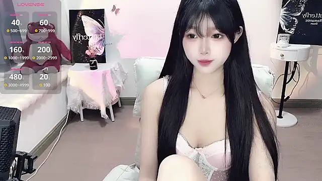 美女-EEBABY在线直播