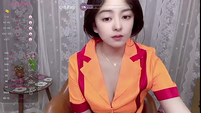 美女Juicypeach-77在线直播