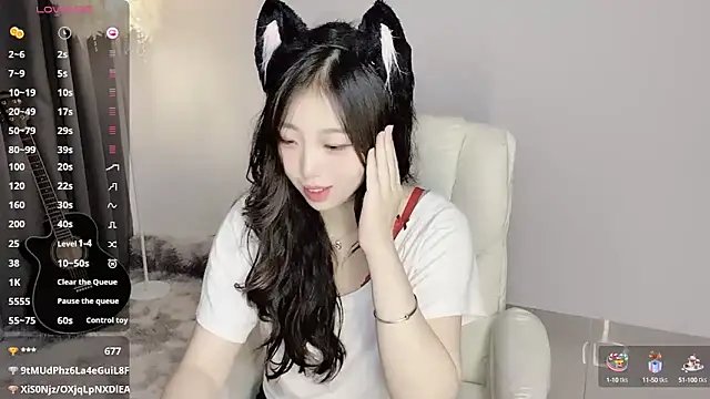 美女yukiyyuu44在线直播