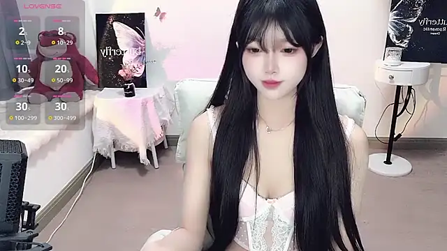 美女-EEBABY在线直播