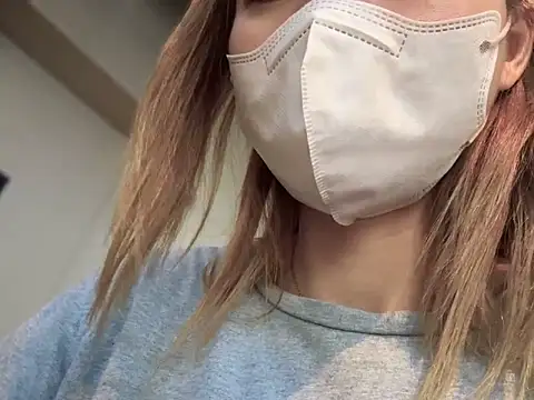 美女QcherryQ在线直播