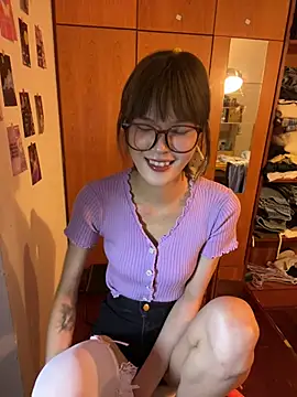 美女lijia125216在线直播