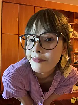 美女lijia125216在线直播