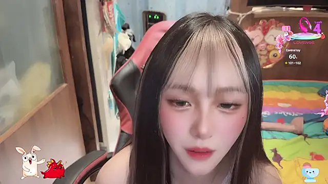 美女Khaleesi-ying在线直播