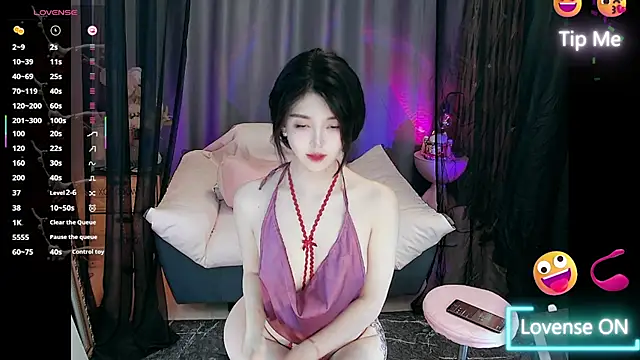美女--Dioo--在线直播