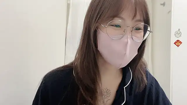 美女Chu1314在线直播