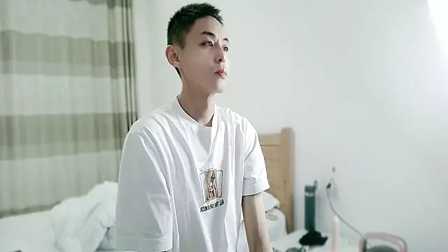 美女SEYMAX在线直播