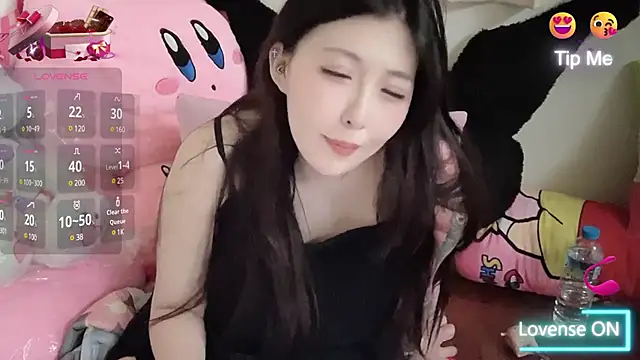 美女flower520520在线直播