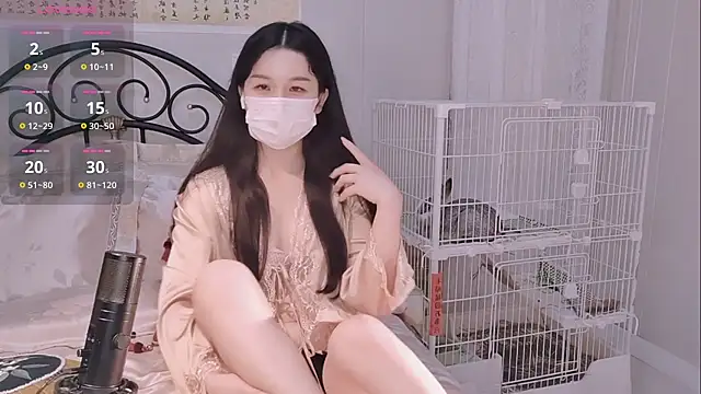 美女BingLin-在线直播