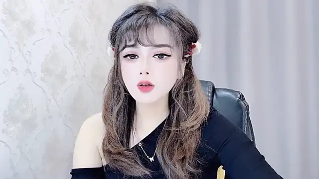美女VIWVI在线直播