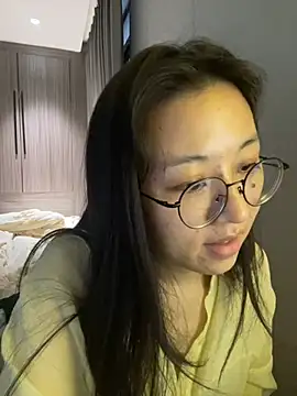 美女haiyan125216在线直播