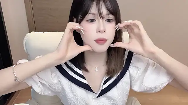 美女lele-11在线直播