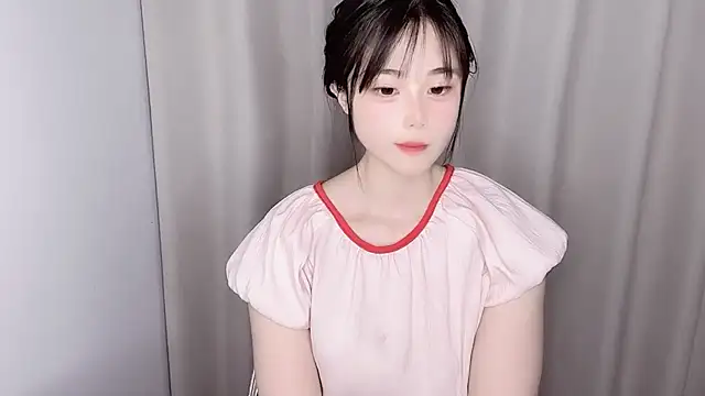 美女guoguo-77在线直播