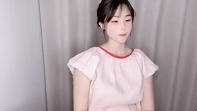 美女guoguo-77在线直播