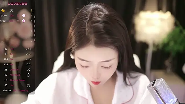 美女nannan521131在线直播