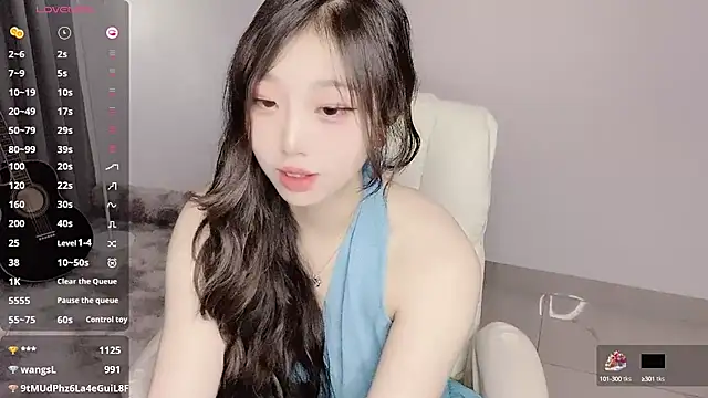 美女yukiyyuu44在线直播