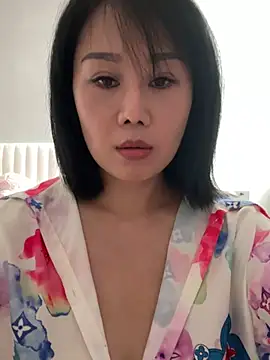 美女Mili-77在线直播