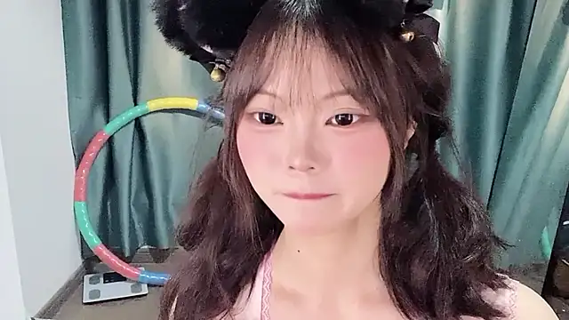 美女sissieoz在线直播