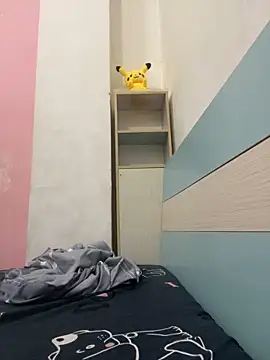 美女zqq5522在线直播
