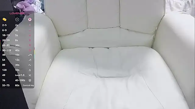 美女nansile-520在线直播