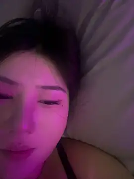 美女Cun_Cun在线直播
