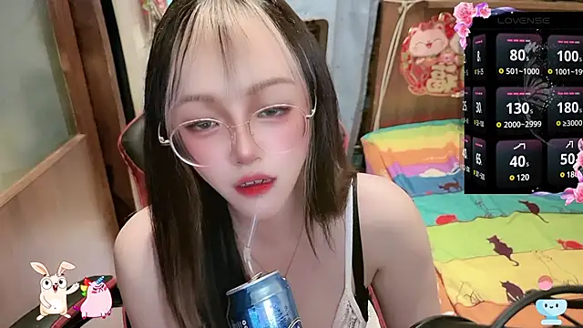美女Khaleesi-ying在线直播
