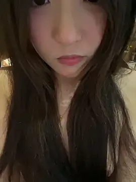 美女kkkiii889在线直播