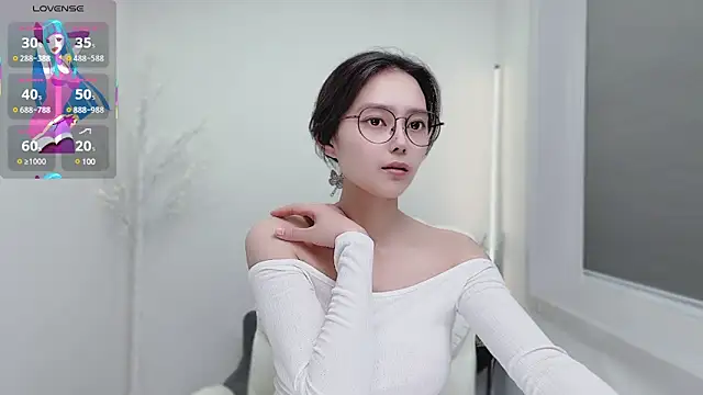 美女Natasha2025在线直播