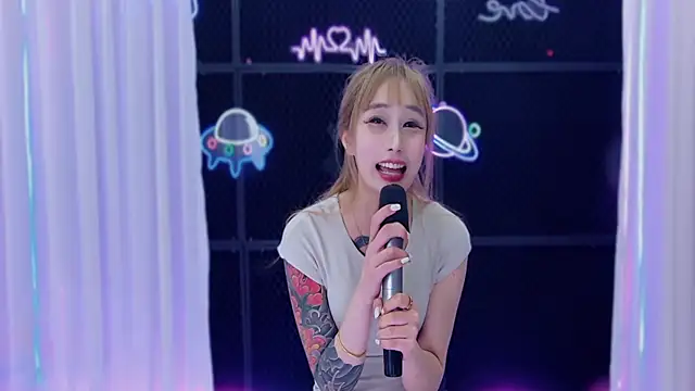 美女MissJolly在线直播