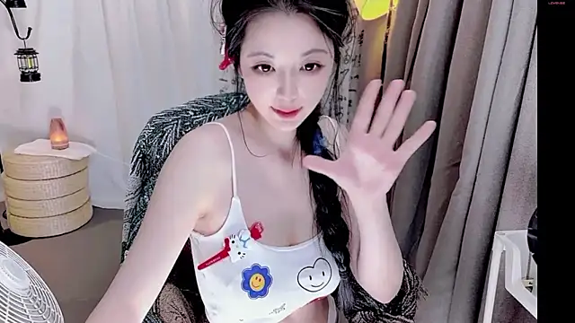 美女Yoyila_7在线直播