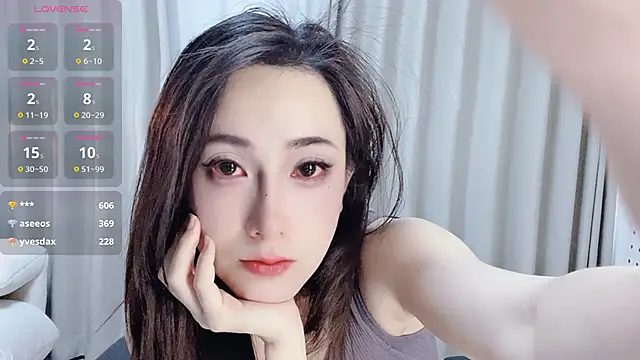 美女LILIya_11在线直播
