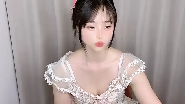 美女guoguo-77在线直播