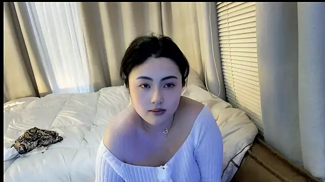 美女Xiaorui2025在线直播
